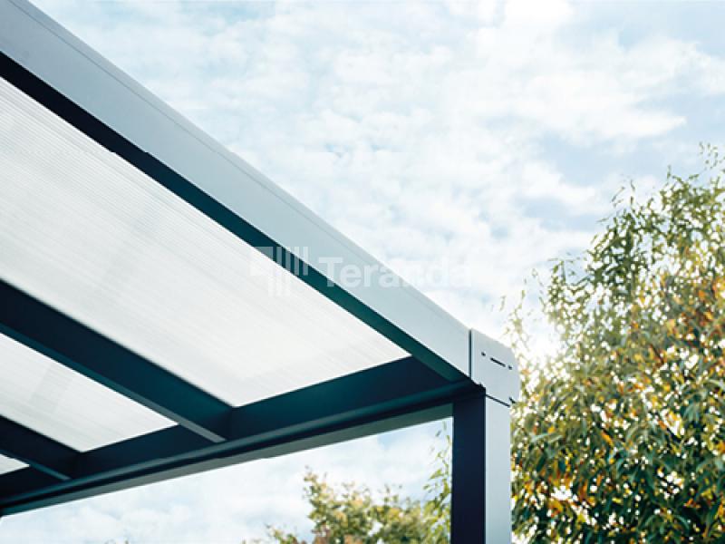 Teranda Terrassendach aus Alu in Farbe Anthrazit und Dacheindeckung Polycarbonat