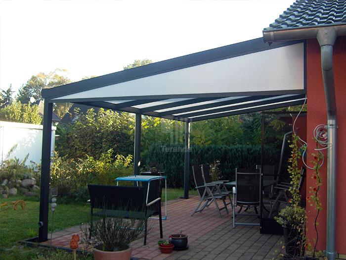 Festelement oder Seitenwand für Terrassenüberdachung oder Balkon?