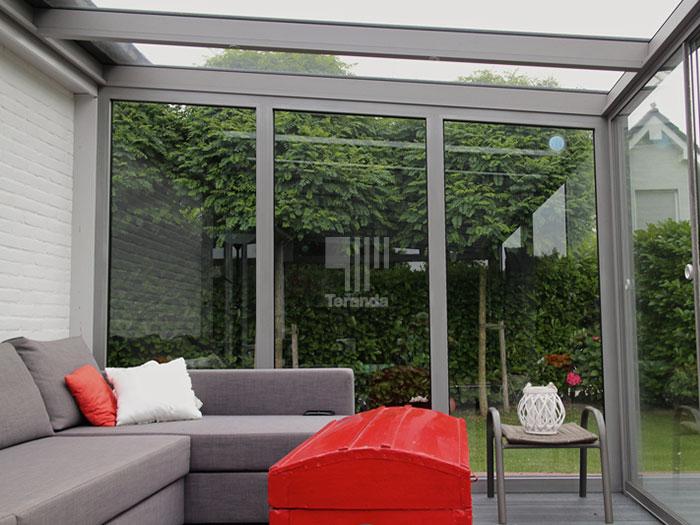 Festelement oder Seitenwand für Terrassenüberdachung oder Balkon?